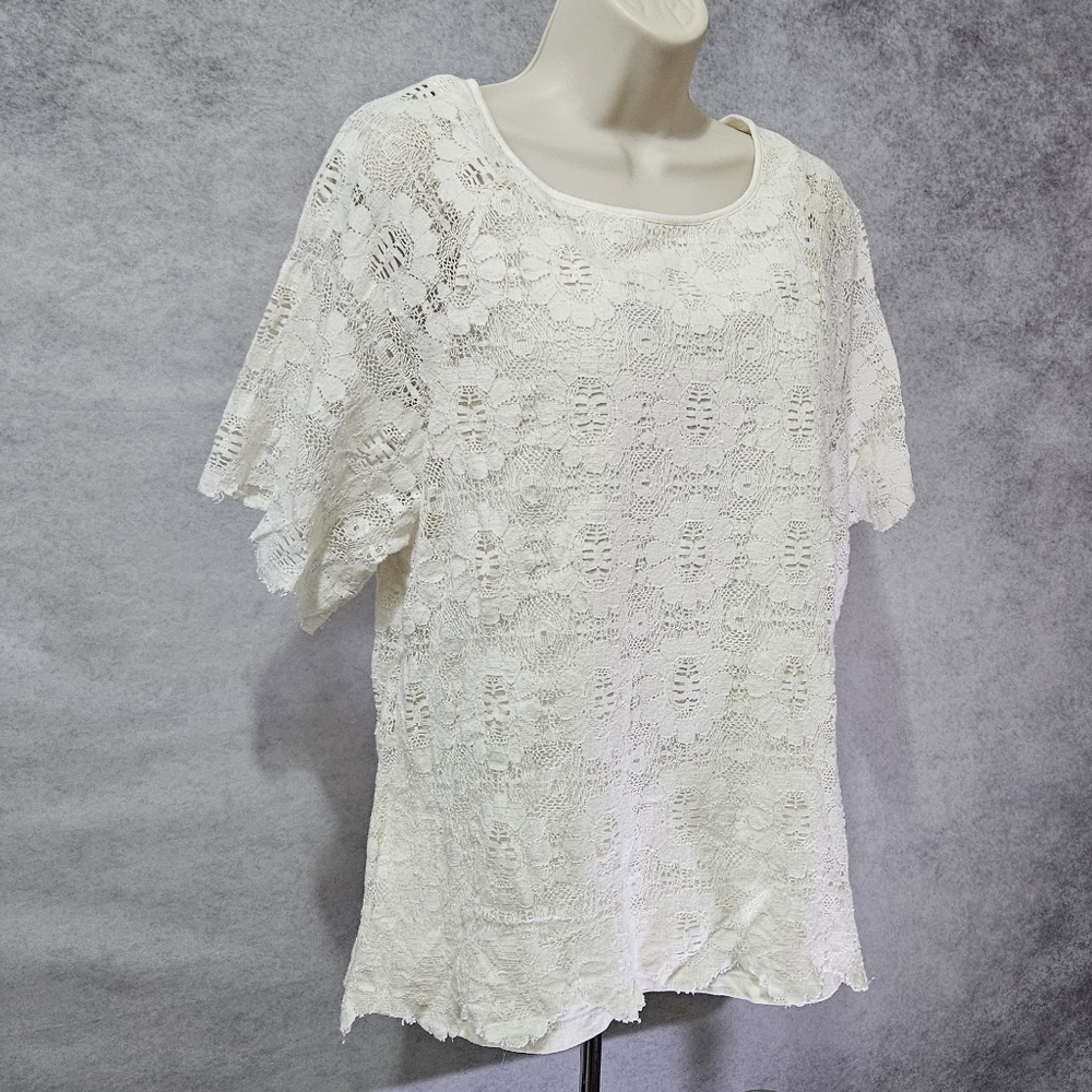 Lilla P Lace Pullover Short Sleeve Top - Picture 3 of 11